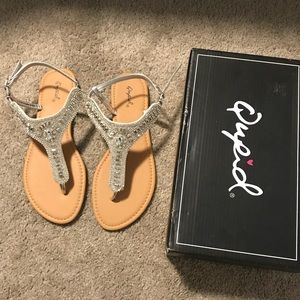Brand New Quipid sandals